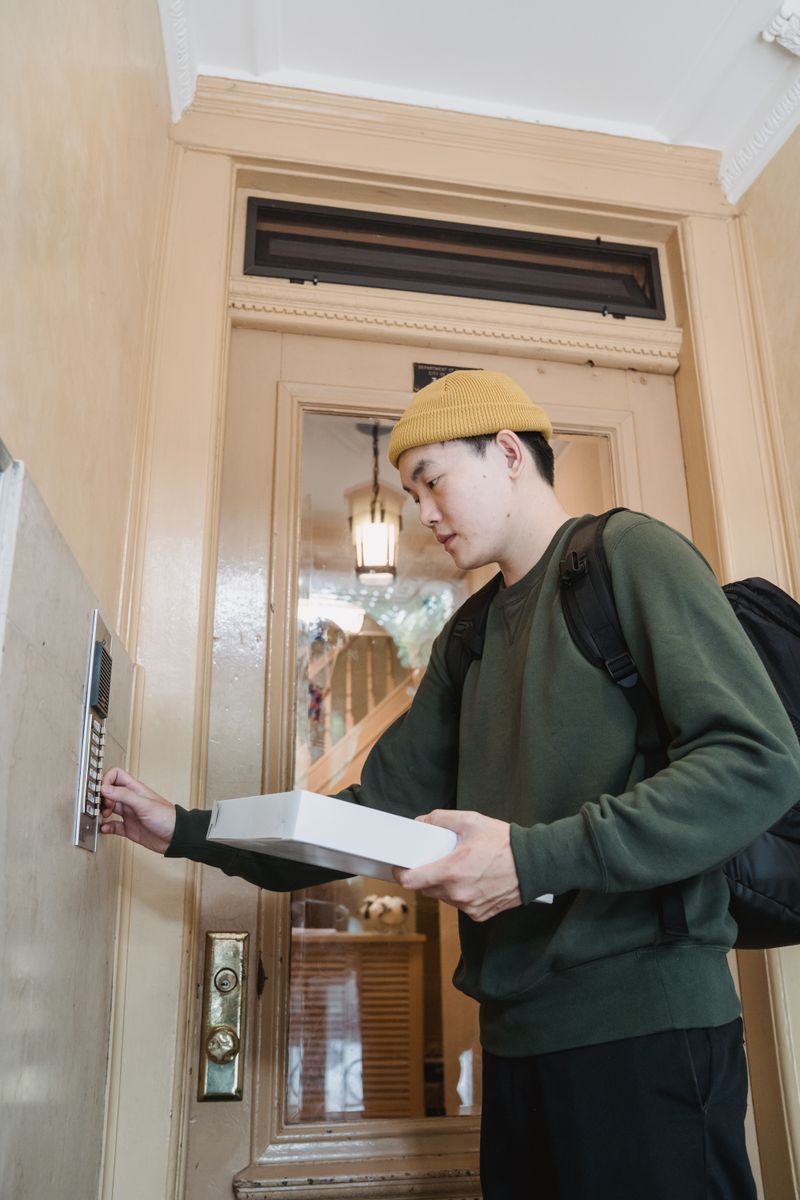 Visitor ringing the doorbell — recording already running